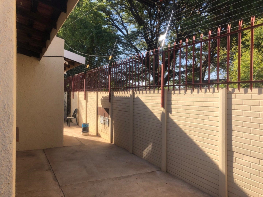 12 Bedroom Property for Sale in Mmabatho North West